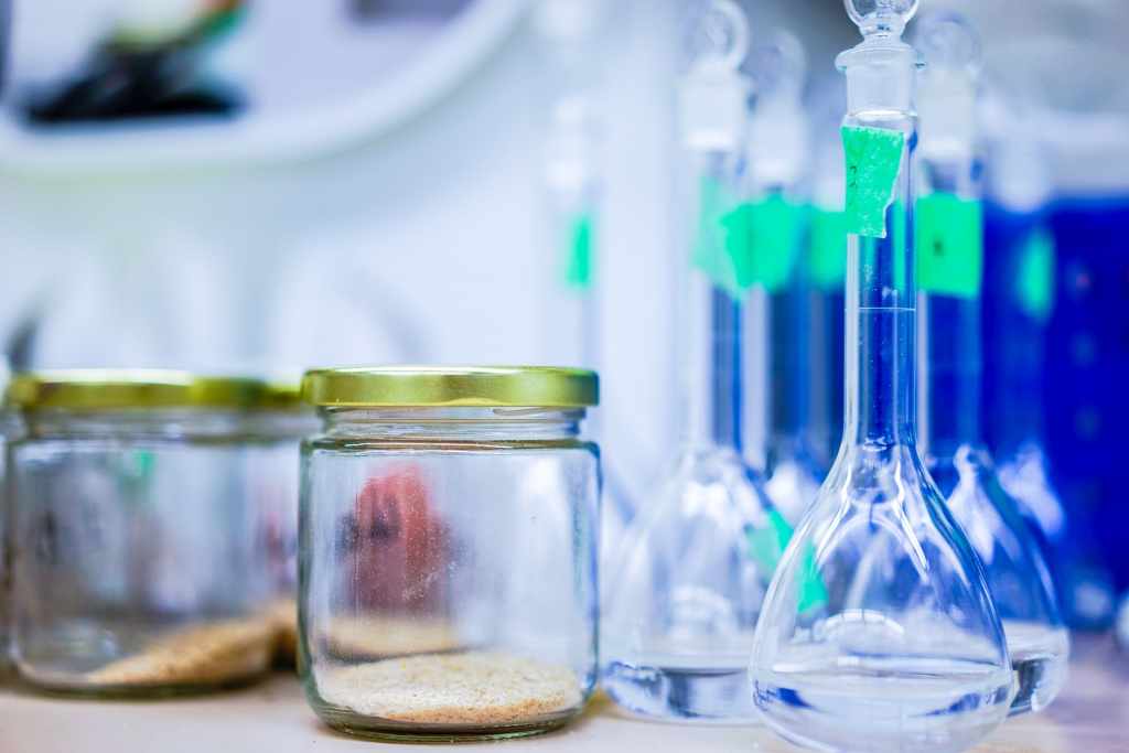 एसआईएस इंटरनेशनल मार्केट रिसर्च और रणनीति