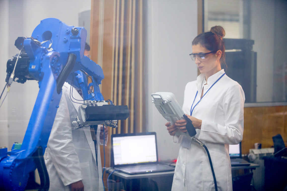 Beratung zu Automatisierung der Biotechnologie und künstlicher Intelligenz