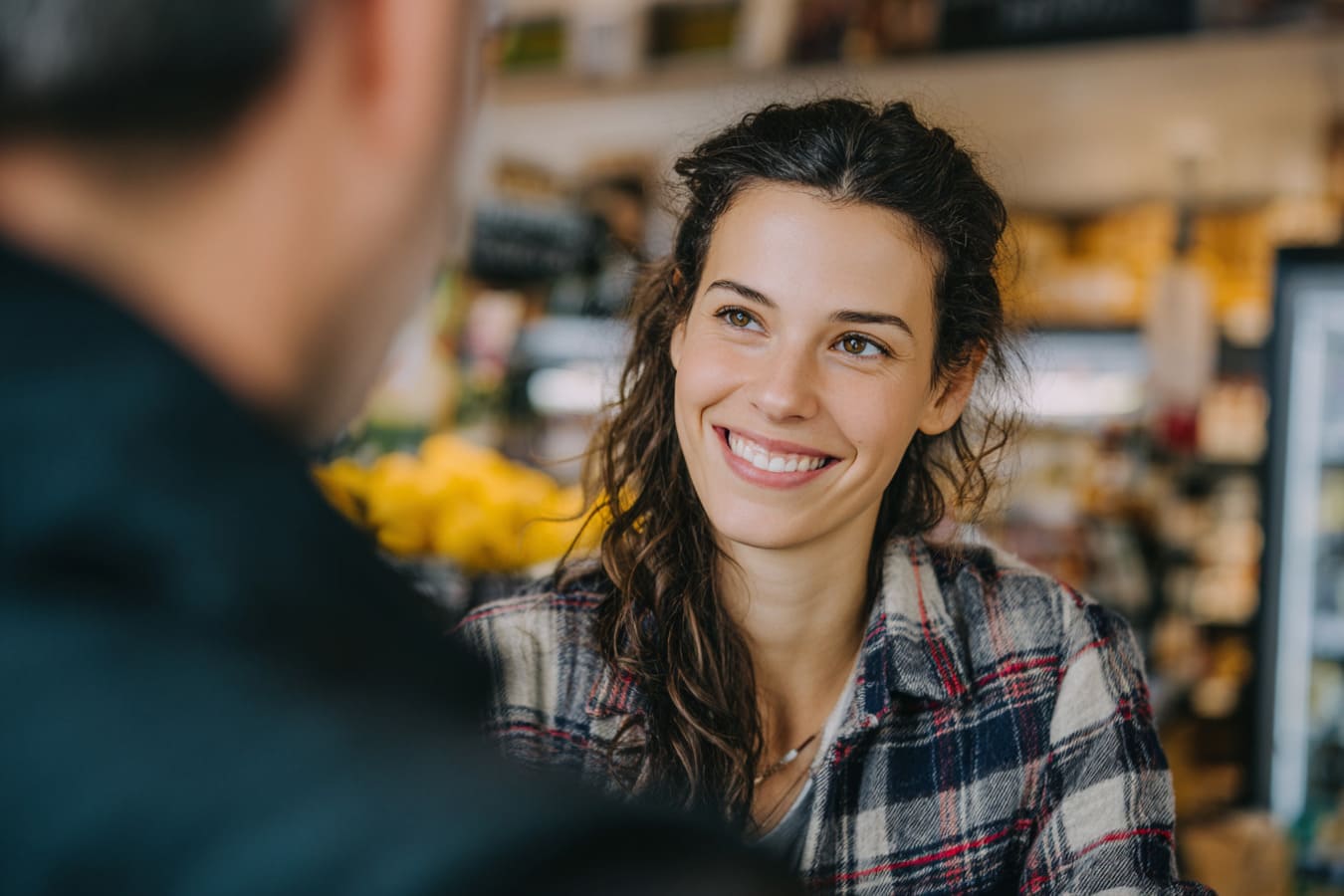 How to Conduct In-Depth Interviews for Market Insights (3) Ricerca e strategia di mercato internazionale SIS