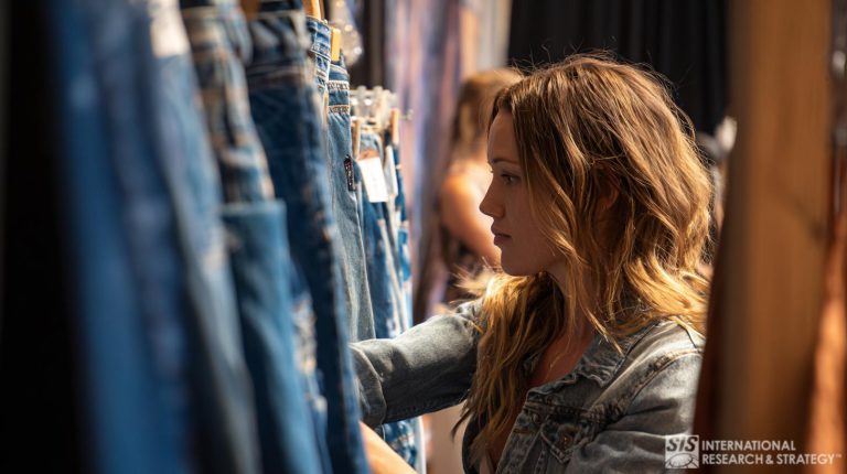 新規顧客セグメント開発